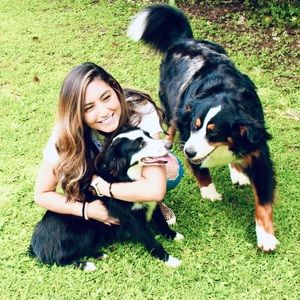 Meet your Posher, Eliana